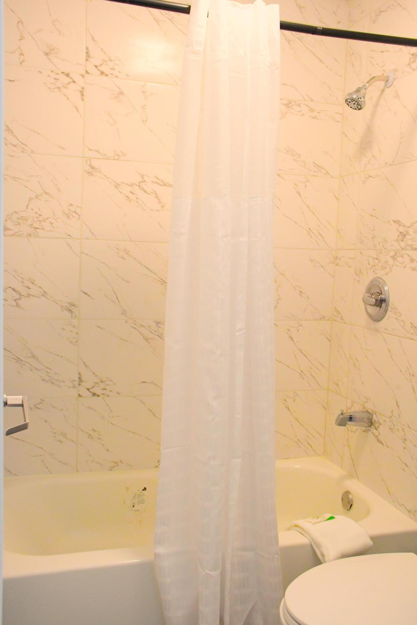Florence Inn And Suites エクステリア 写真